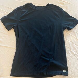 Dark blue Vuori t-shirt